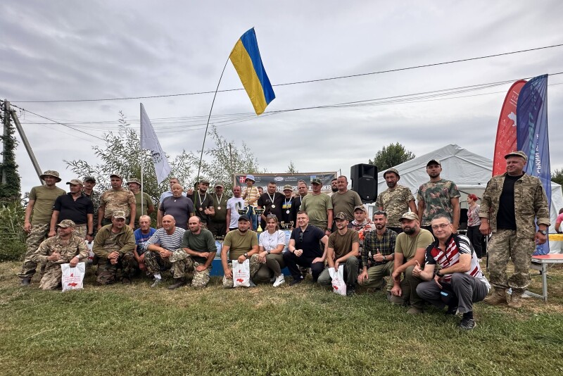 Найбільш вправні і наполегливі рибалки отримали кубки та медалі.