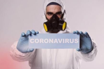 Якщо ви захворіли, залишайтеся вдома і зверніться до лікаря.