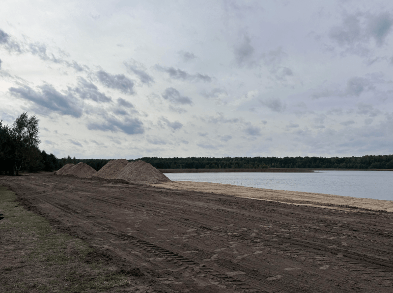 Озері Велике поблизу села Новоугрузьке. Фото – Рівненська громада Ковельського району Волині.