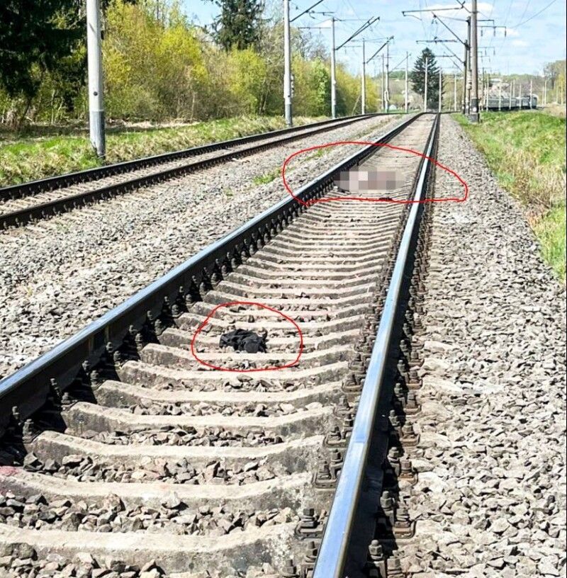 На місці трагедії. Фото: Поліція Рівненської області.