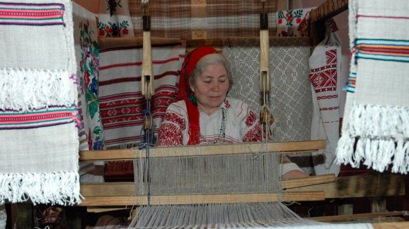 Нематеріальна культурна спадщина – традиційне ткацтво Камінь-Каширської громади. 