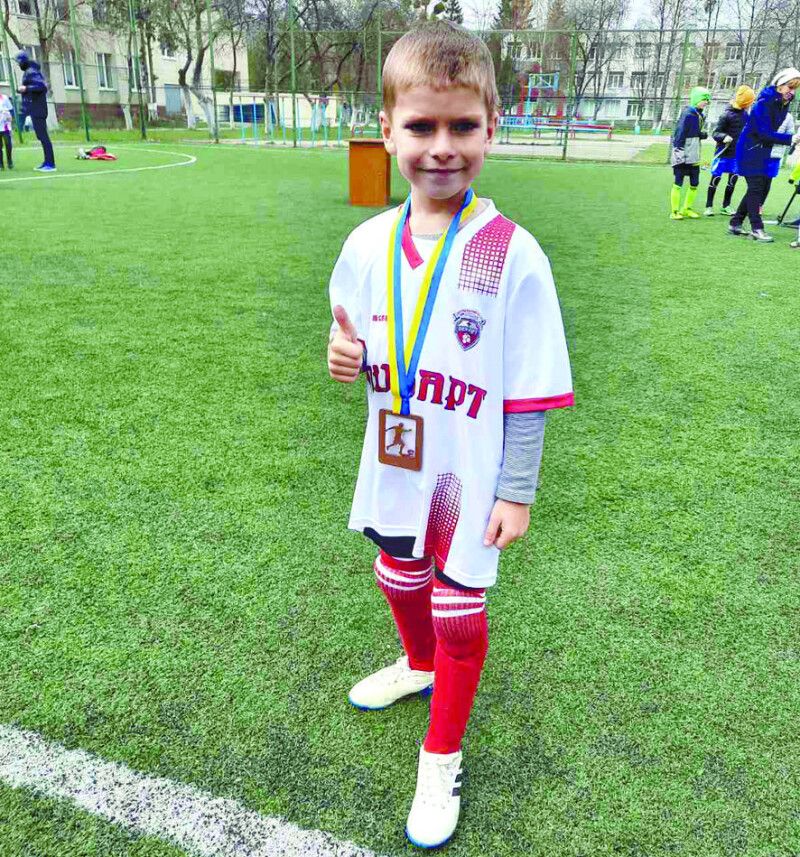 Юний футболіст уже й  першу медаль  одержав, граючи за команду «Любарт».