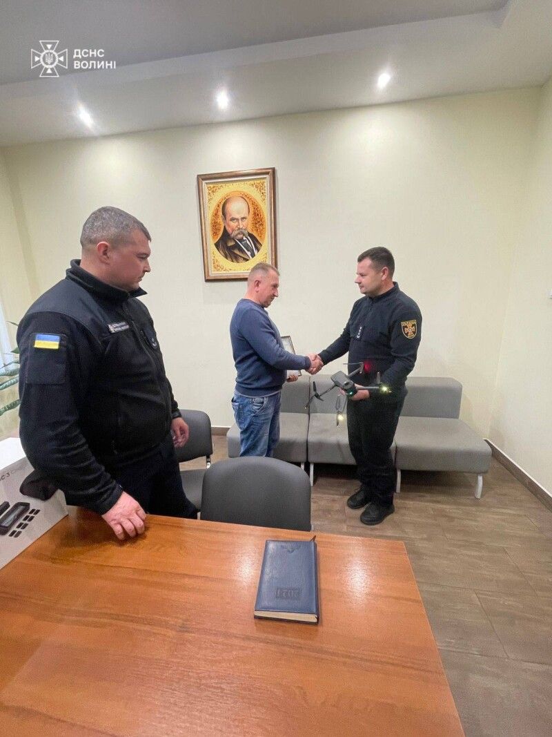 Подарунок украй необхідний! Фото: Камінь-Каширський районний відділ поліції.