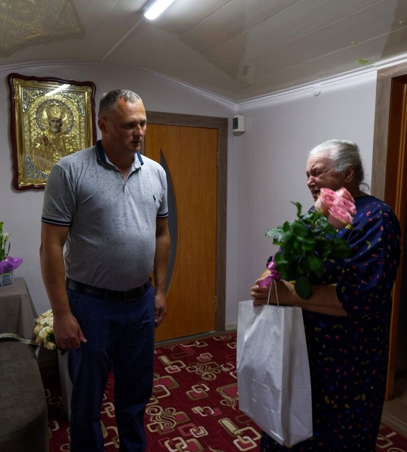 «Не плачте, стара Мамо, син Героєм став…». Фото: Ратнівська селищна рада.