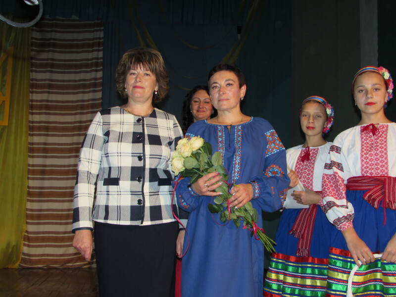 Не висихають сльози на очах у матері загиблого Ігоря Климюка – Алли Юхимівни (на фото праворуч).