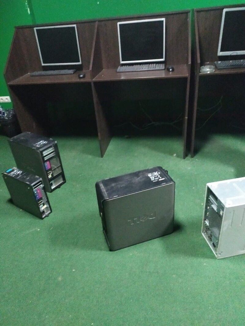 Тут клієнтам надавали доступ через мережу Інтернет до віртуальних казино.