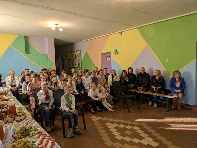 Фото: Годомицька гімназія Колківської селищної ради Луцького району.