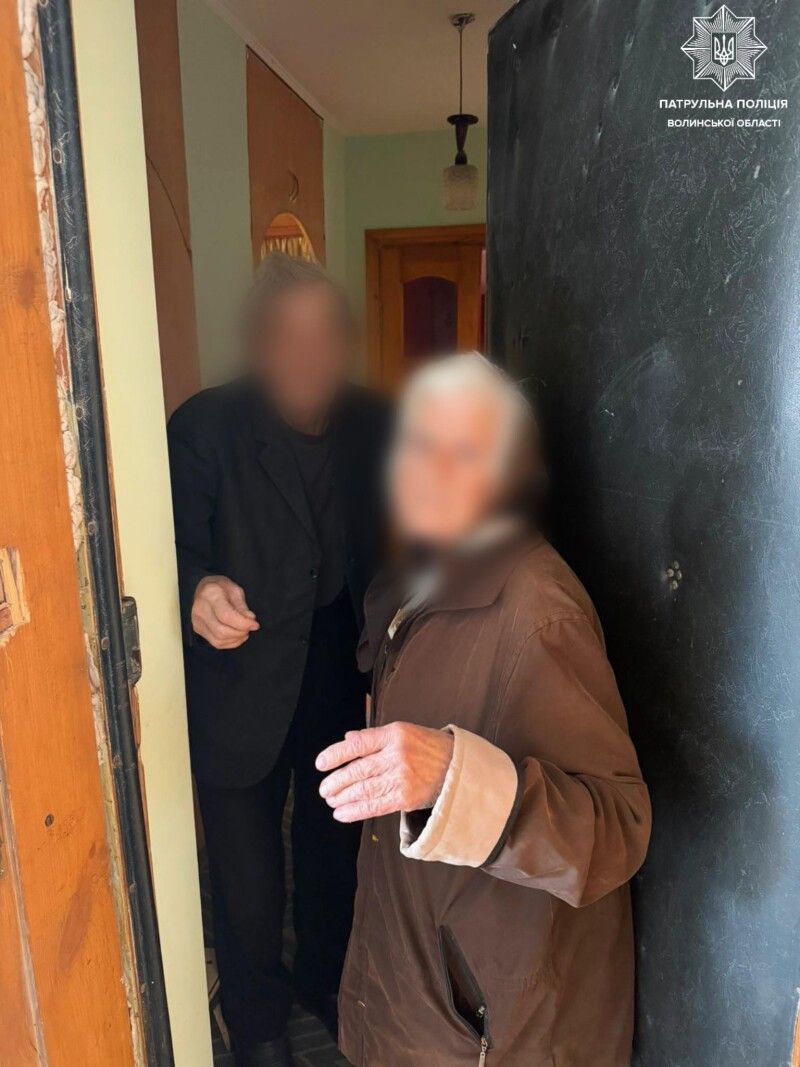 Інспектори доставили жінку додому, де на неї вже чекав чоловік.
