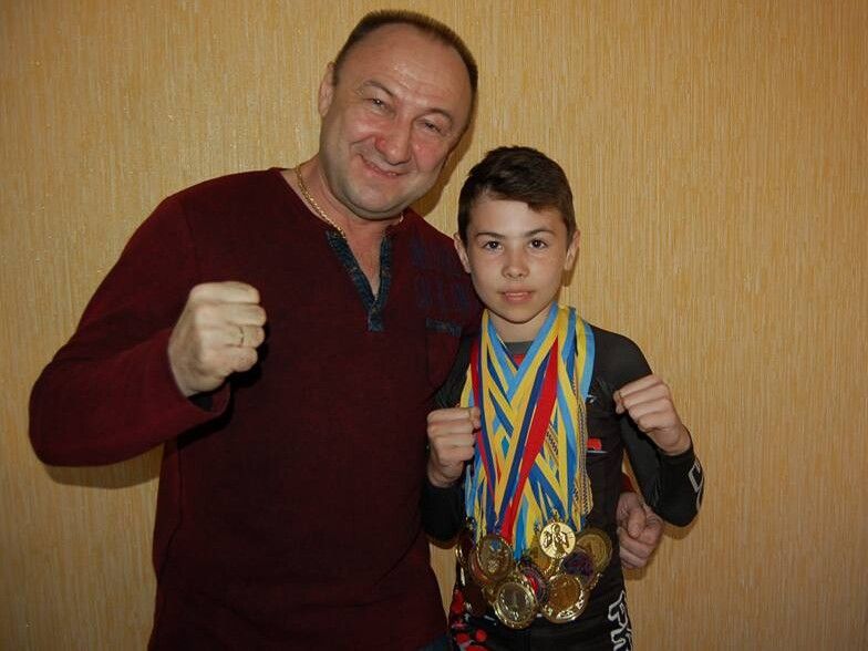 Віктор Латайчук із онуком-чемпіоном Іллею Сломінським.