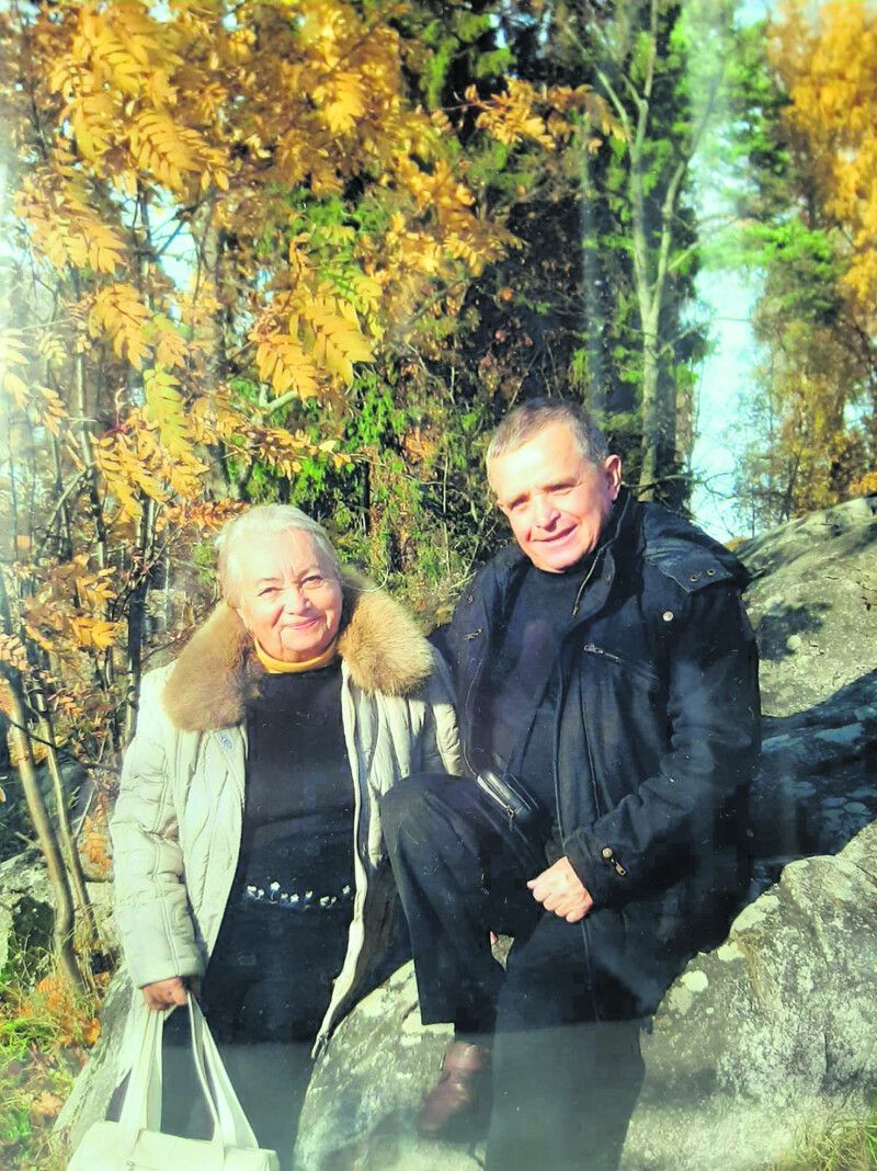 Ольга та Євген Філіпчуки, кохання яких служитиме взірцем для внуків і правнуків. Фото з особистого архіву родини ФІЛІПЧУКІВ.