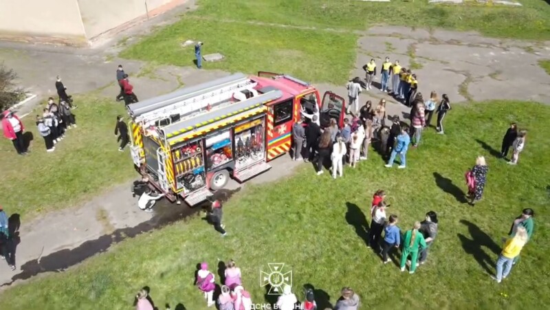 Фотоскрін із відео ГУ ДСНС України у Волинській області.
