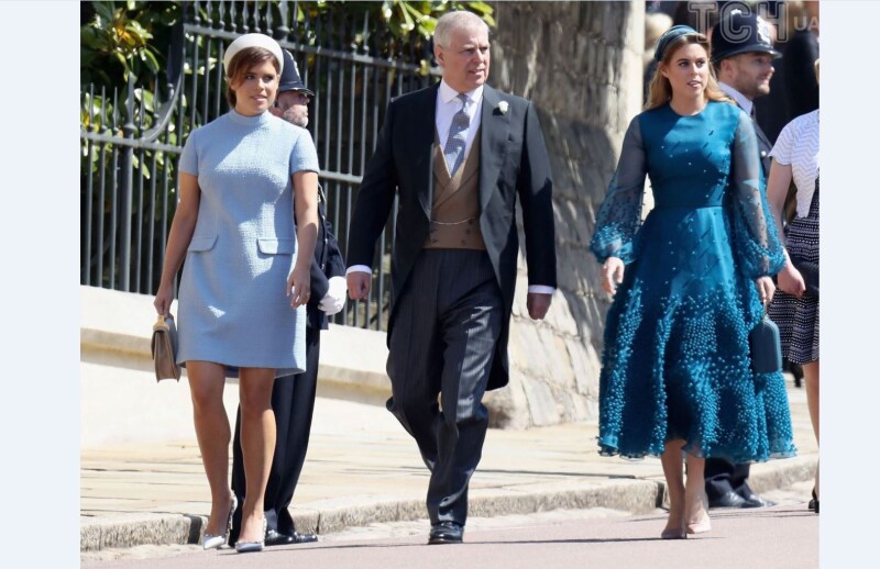 Принцеса Євгенія, принц Ендрю та принцеса Беатріс. Фото – Getty Images.