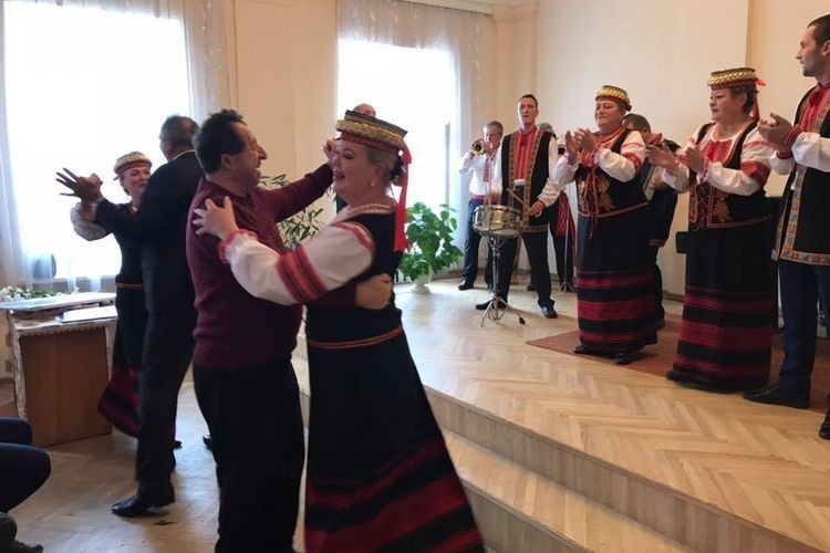 "Волинська полька" у виконанні рожищан та ківерчан.