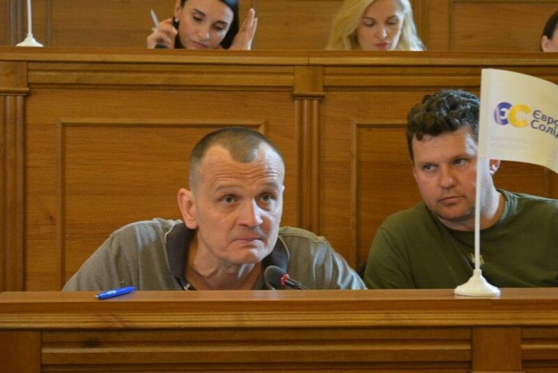 Артем Запотоцький (зліва).