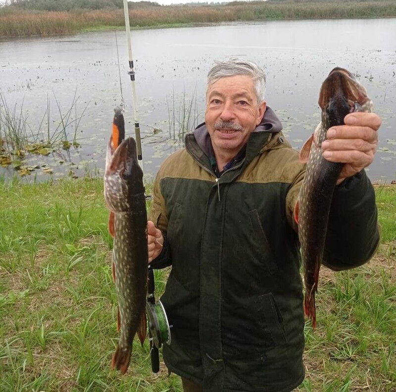 Іване Васильовичу, нехай снасті не підводять, а риби буде стільки, щоб вистачило і на друзів, і на святковий стіл!