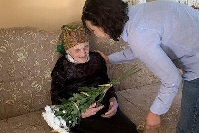 37 років свого життя Марія Лащук присвятила роботі у школі. Фото: Берестечківська громада.