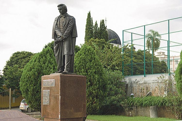 Пам’ятник Тарасу Шевченку  в Прудентополісі авторства Лео Мола (Леоніда Молодожанина).