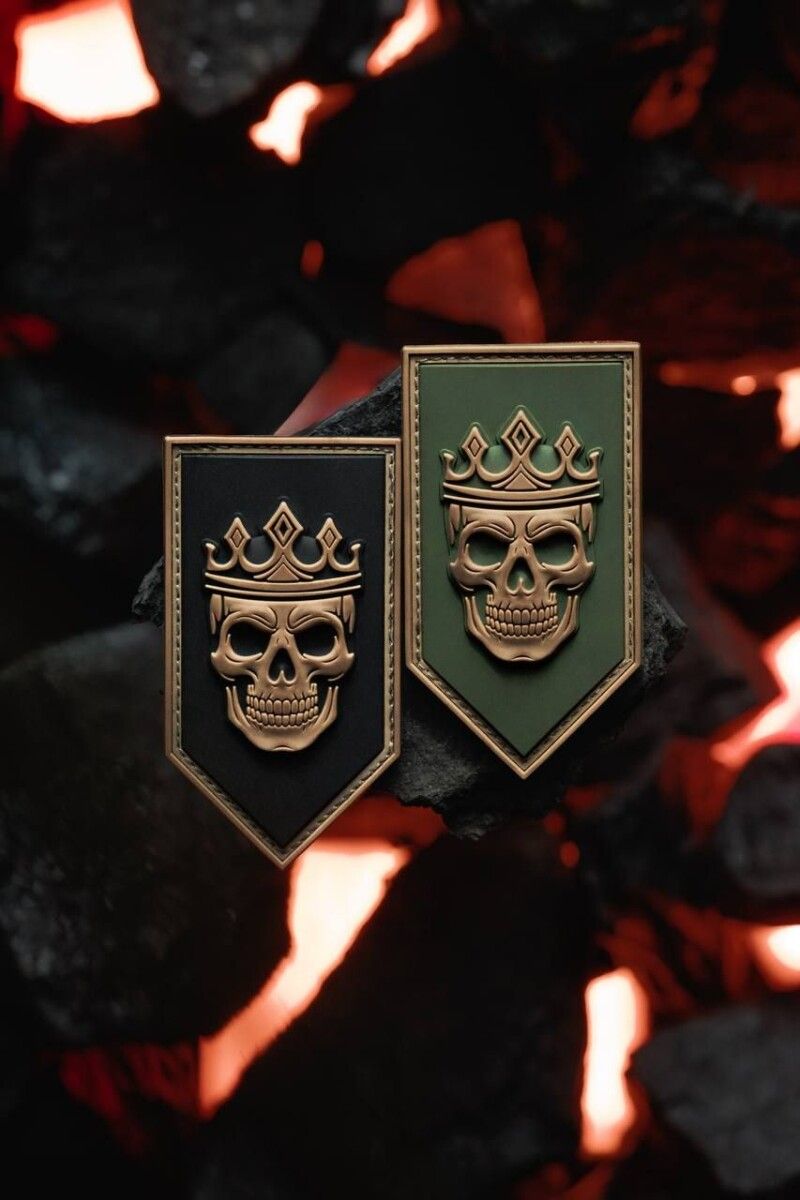 Парадний та бойовий шеврони 20-ї бригади «Любарт».