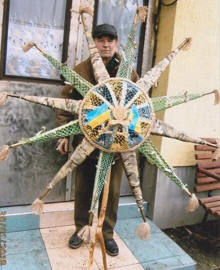 Заслужений майстер народної творчості Богдан Новак зі своєю звідкою. Фото: ukr.media.