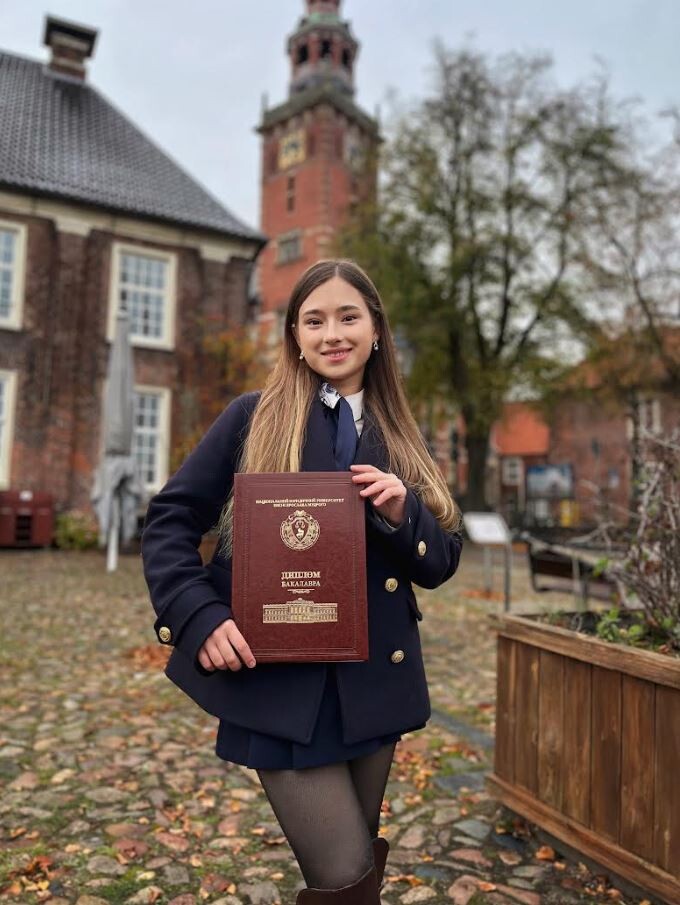 «Я завжди на всі пропозиції  кажу «так», – чи то якісь акції, чи зібрання, чи волонтерство», – каже Анастасія Неродик.
