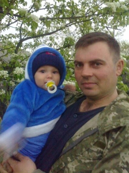 Після АТО Юрій Бедарев став батьком і ладен був  не випускати сина Іванка з рук, купити йому всі іграшки,  називав його своїм світом…