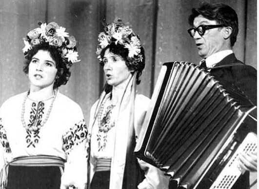 У 1959 році Степан Кривенький організував у рідному селі Вільхівка знаменитий хоровий колектив «Хлібороб», яким керував упродовж усього життя. Фото з архіву Лесі ВЛАШИНЕЦЬ.