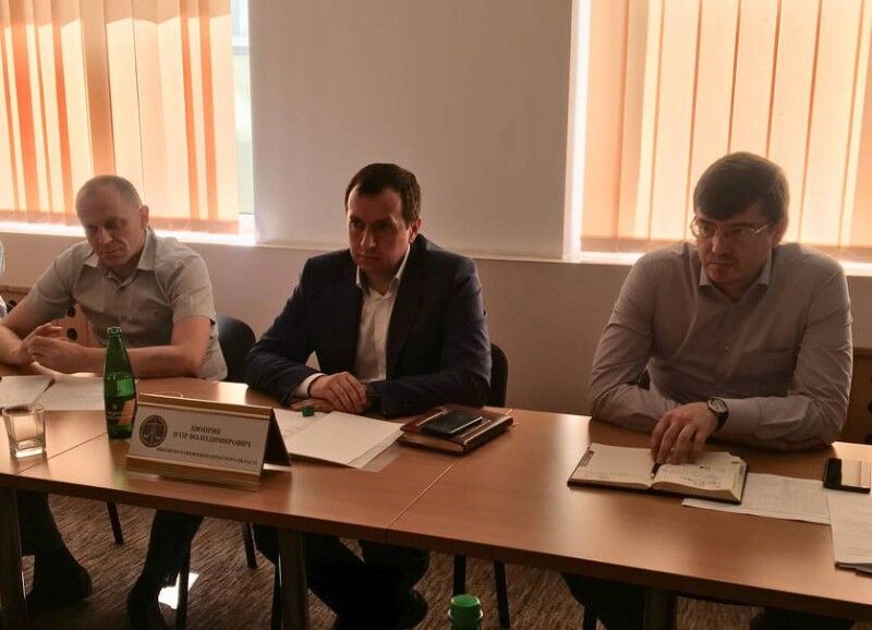 Нарада відбулась під головуванням виконувача обов’язків прокурора області Ігоря Цюприка.