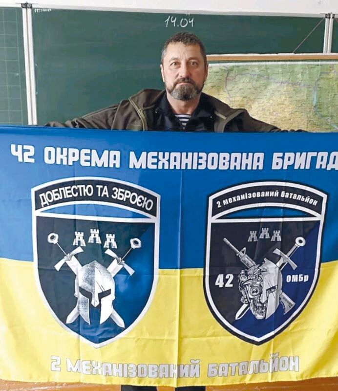 «Оце від недавнього дня народження воювати мені ще до пенсії 726 днів», – каже 58-річний воїн Андрій Гороть.