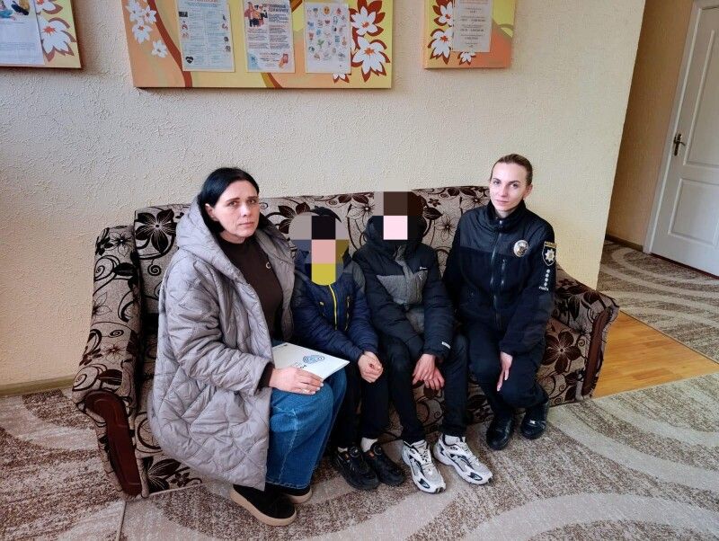 Діток перевезли до Волинського обласного центру соціально-психологічної реабілітації дітей у місті Ковель. Фото: Камінь-Каширський районний відділ поліції.