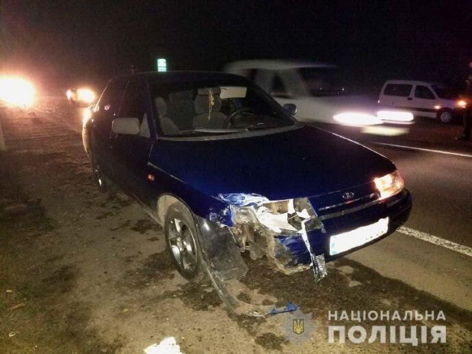 Водій ВАЗ внаслідок ДТП не постраждав. Фото rv.npu.gov.ua.