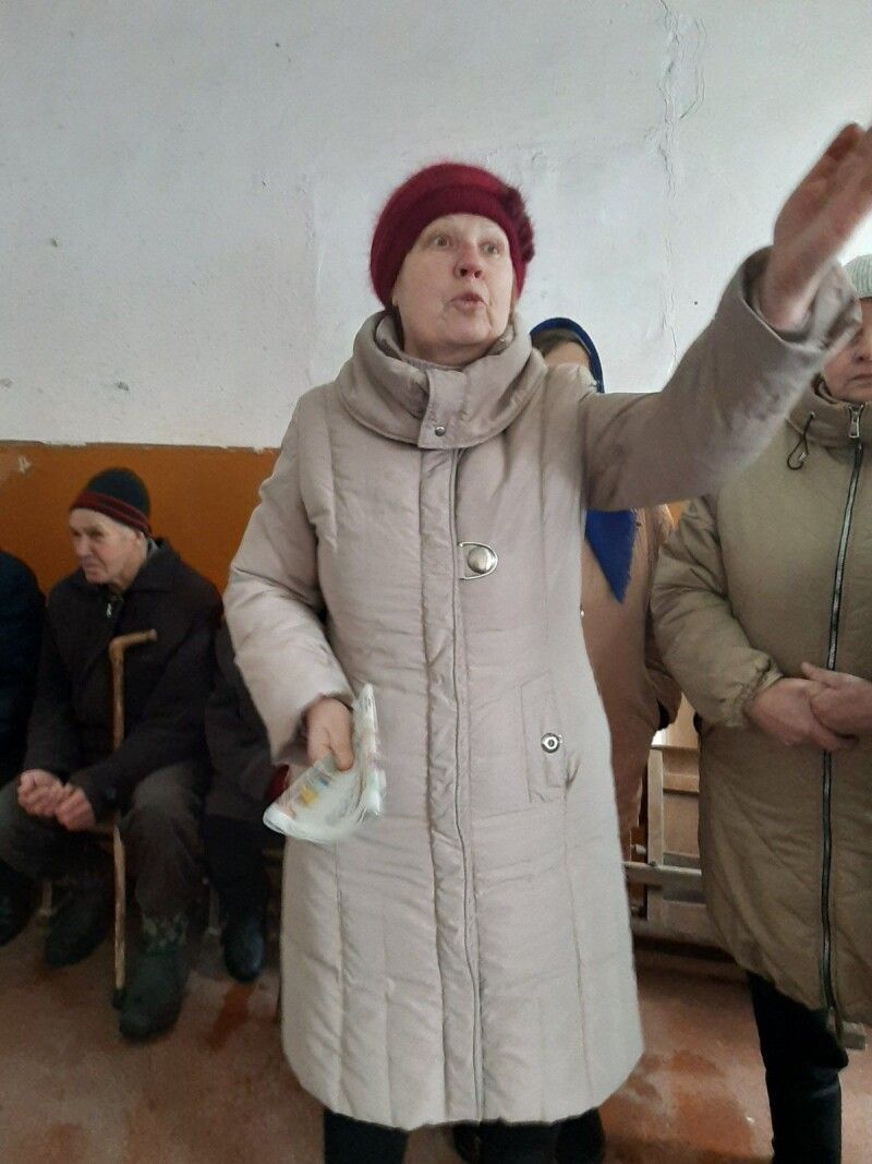  Галина Селещук: «До нас на вулицю Нову ніколи техніка не приходить, щоб почистити від снігу».