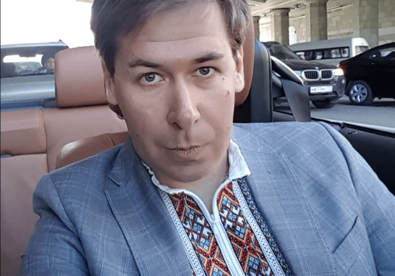 Ілля Новіков.