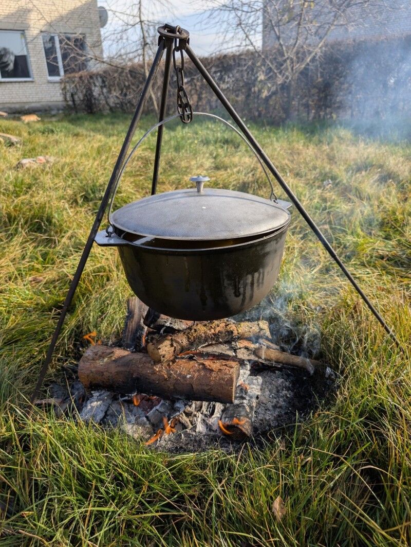 Фото: Годомицька гімназія Колківської селищної ради Луцького району.