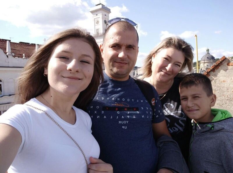 Війна забрала у них тата.