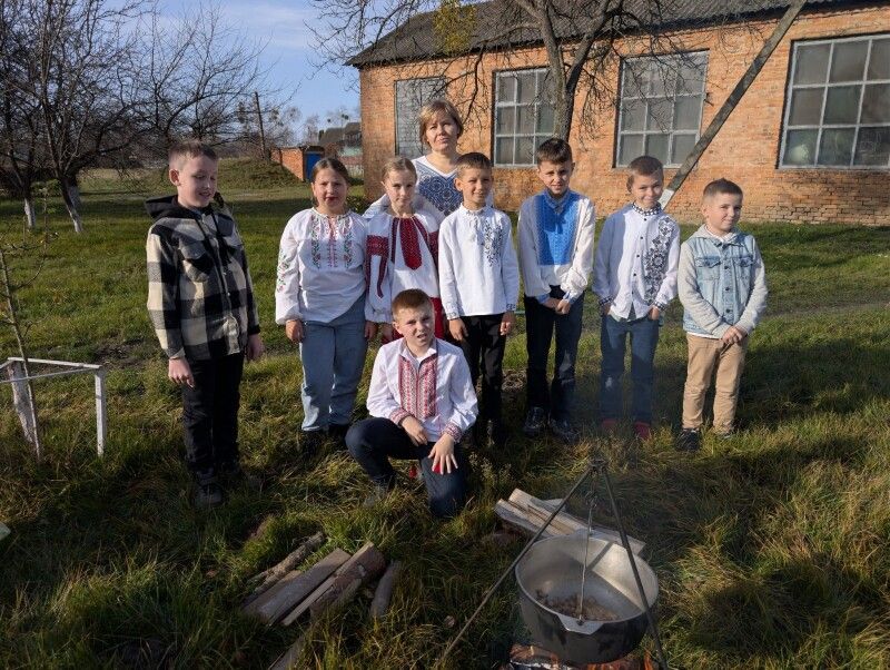 Фото: Годомицька гімназія Колківської селищної ради Луцького району.