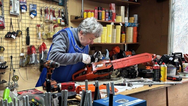 «Поремонтували бензопилу – тепер треба перевірити її в роботі!»