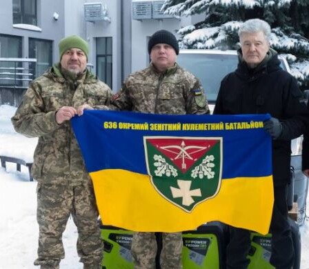 «Поки росія тероризує цивільних, українське небо тримається на плечах цих людей», – так сказав про сумських захисників Петро Порошенко.