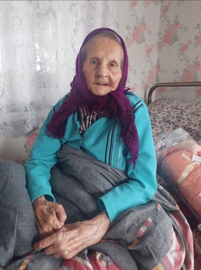 З роси і води!