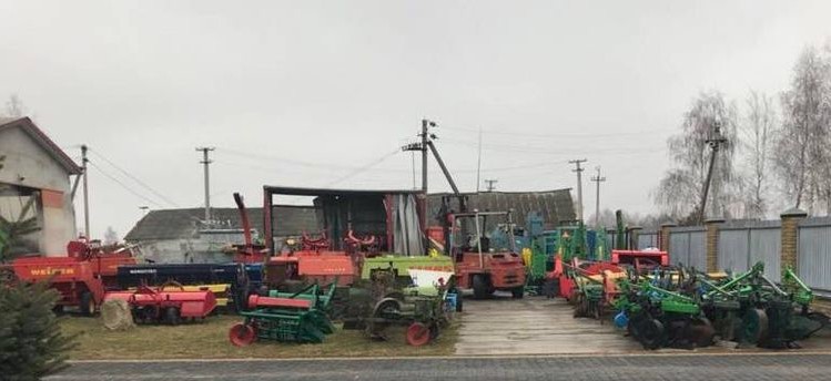 В Україну незаконно ввозили та легалізовували в Україні сільськогосподарську техніку.