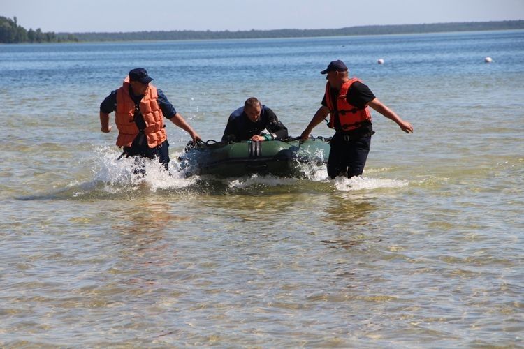 Організовані рятувальні роботи з пошуку та надання медичної допомоги потерпілим.