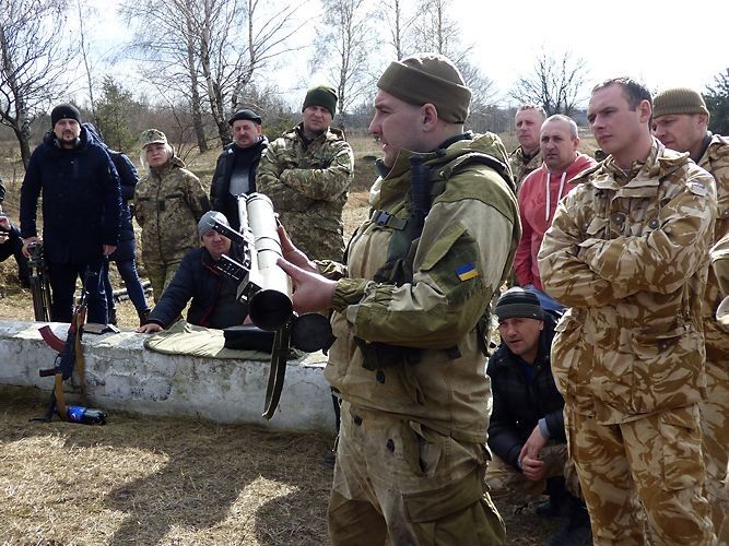 У вмілих руках - гранатомет стає грізною зброєю.