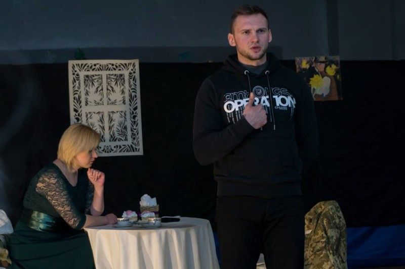 Тут немає заповідей ніяких, крім однієї : вбивай ворога, бо він уб’є тебе або ще гірше – твого друга.