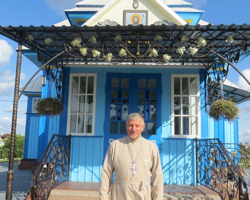 Священик Василь Мураль — духовний батько і добрий господар.